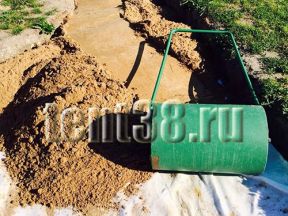 Ручной газоонный каток