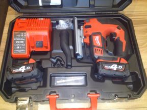 Аккумуляторный лобзик milwaukee M18 BJS-402C