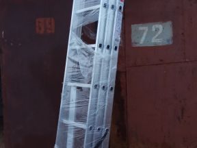 Лестница трехсекционная
