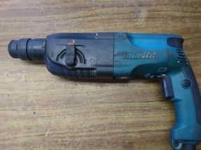  перфоратор Makita HR 2450