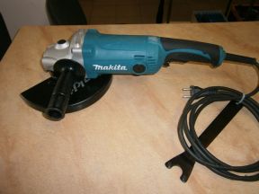 Ушм Makita GA9050