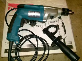 Дрель Makita DP4010