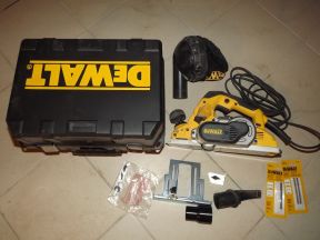 Рубанок Dewalt D26500