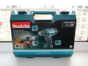 Новый шуруповерт Makita DF331dwye 10.8В 1.5 Ач