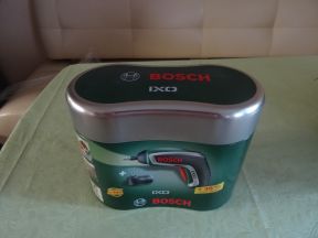 Bosch IXO 4 medium