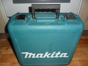 Фрезер makita RP0900+Кейс