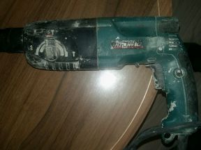 Перфоратор makita hr2450ft