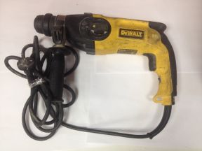 Перфоратор Dewalt D25103