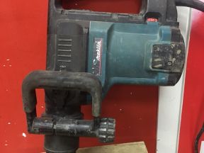 Перфоратор Makita Hr4500c