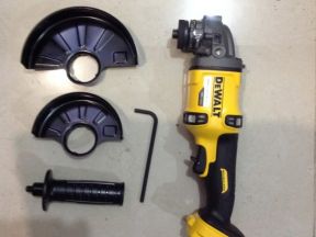 Аккамуляторная ушм (болгарка) Dewalt Dcg414nxj