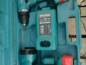 Шуруповерт makita 6280D