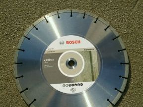 Алмазный отрезной круг Bosch Standard for Concrete