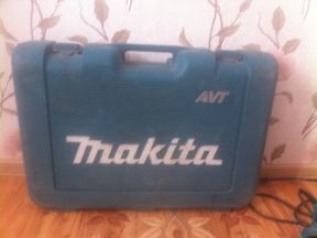 Перфоратор makita hr5211c