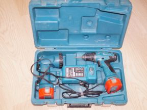 Аккумуляторная дрель-шуруповерт Makita 6271 dwple