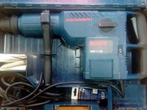 Перфоратор bosch GBH 11DE