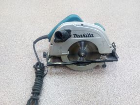 Циркулярная пила Makita 5704r