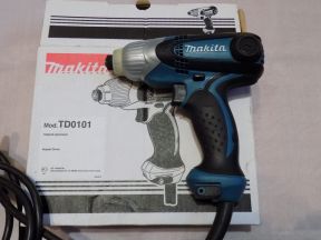 Шуруповёрт сетевой makita