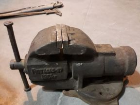  тиски производство СССР от 1964г