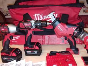 Milwaukee M18 2695-24 набор новый