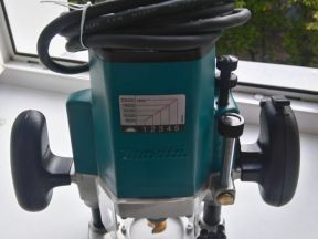 Фрезер Makita 3612C