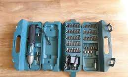 Аккумуляторный шуруповерт Makita 6723DW