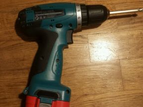 Аккумуляторная дрель-шуруповерт Makita 6261dwpe