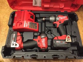 Набор Шуруповёртов (2шт) Milwaukee M18 2897 Fuel