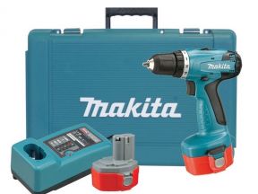 Шуруповерт Makita