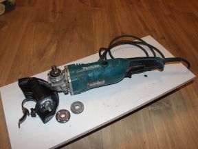 Ушм (болгарка) Makita GA6021C, 150 мм