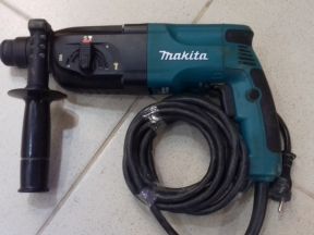 Перфоратор Makita HR2450