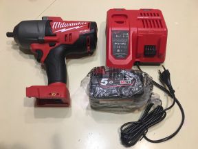 Гайковерт milwaukee M18chiwf12