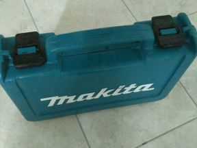 Шуруповёрт Makita