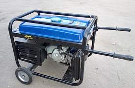 Бензогенератор TSS SGG 5000 EH