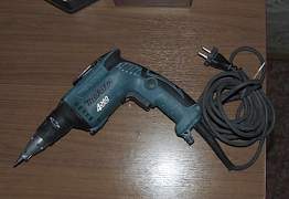 Шуруповерт сетевой Makita FS4000