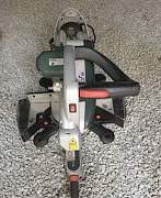 Продам торцовочную пилу Metabo KGS 216 Plus