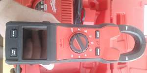 Продам новые токовые клещи Milwaukee 2239-21