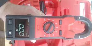 Продам новые токовые клещи Milwaukee 2239-21