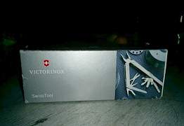 Мультитул Victorinox 3.0327.l1 swiss tool новый