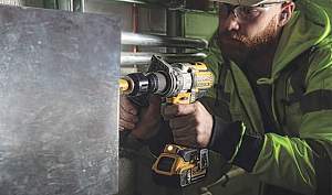 Ударная дрель Dewalt DCD996