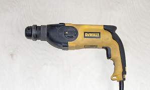 Перфоратор dewalt D25103