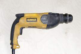 Перфоратор dewalt D25103