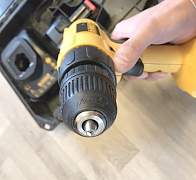 Шуруповерт dewalt DW907