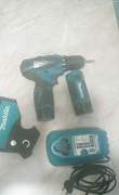 Шуруповерт makita df330d