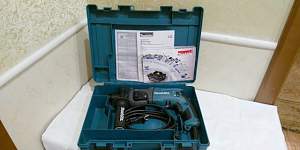 Перфоратор Makita HR2230