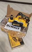 Рубанок Dewalt DCP580