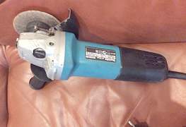 Нивелир Bosch PLL 360 болгарка Makita 9558HN