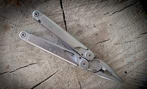 Мультитул Leatherman Wave