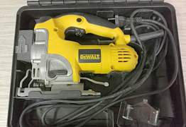 Лобзик dewalt