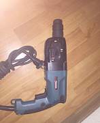 Перфоратор Makita HR2450