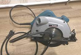 Дисковая пила Makita 5604R